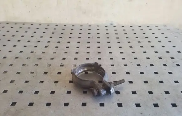 Jaguar XJL Muffler pipe connector clamp 