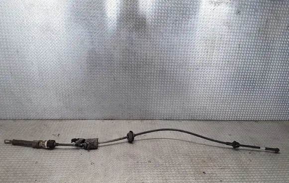 Gear shift cable linkage