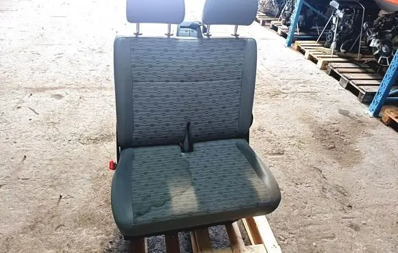 Volkswagen Transporter - Caravelle T5 Front passenger seat 