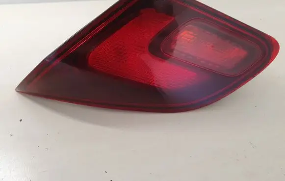 Opel Astra J Tailgate rear/tail lights