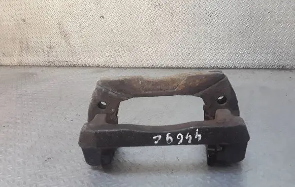 Mazda CX-7 Brake caliper pad carrier rear