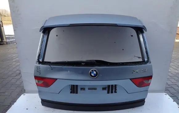 BMW X3 E83 Tailgate/trunk/boot lid