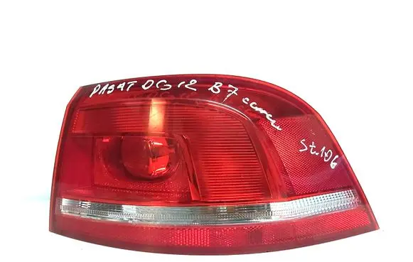 Volkswagen PASSAT B7 Rear/tail lights 3AF945096C