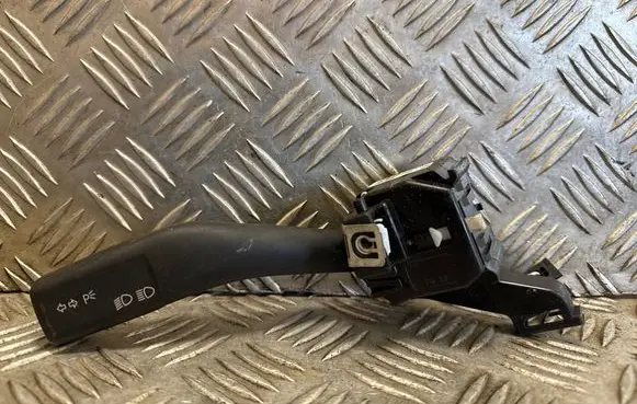 Volkswagen Golf Plus Indicator stalk 1K0953513