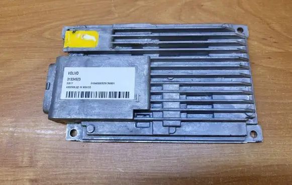 Volvo XC70 Other control units/modules 31334523 G261Y