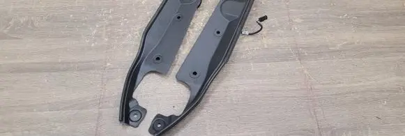 Chrysler Pacifica Other trunk/boot trim element 68416655 68416654