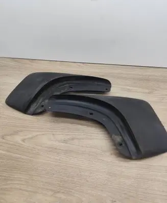 Volvo XC70 Rear mudguard 8662748