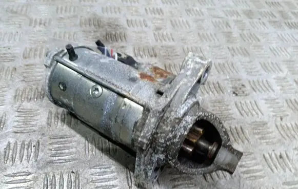 Toyota Avensis T270 Starter motor
