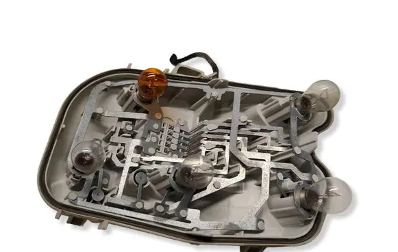 Audi A6 S6 C6 4F Tail light bulb cover holder 436072R