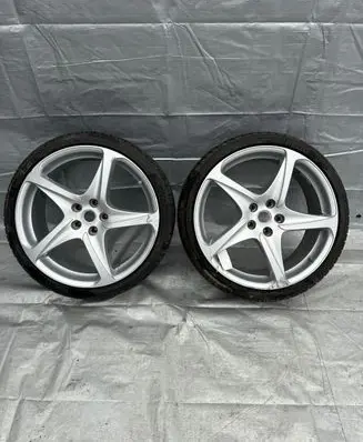 Ferrari FF R20 alloy rim 260697