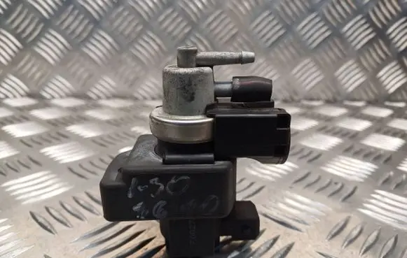 Hyundai i30 Turbo solenoid valve 70027200