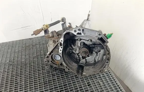 Nissan Micra Manual 5 speed gearbox JH3148