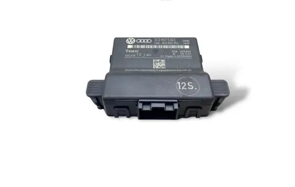 Volkswagen PASSAT B6 Gateway control module 3C0907530E K5365