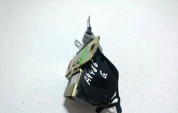 Renault Scenic I Middle seatbelt (rear) 045042