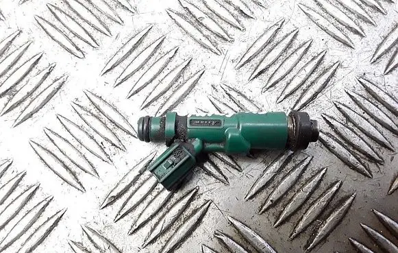Toyota Prius (XW20) Fuel injector 2325021020