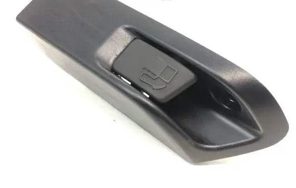 Toyota Auris E180 Fuel tank opening switch 