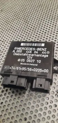 Mercedes-Benz Vito Viano W639 Alarm control unit/module 05060710
