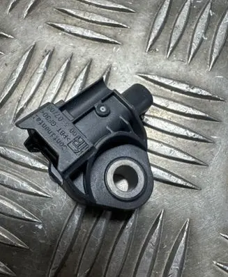 BMW X5 G05 Airbag deployment crash/impact sensor 9496815