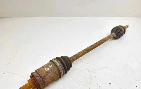 Rear driveshaft