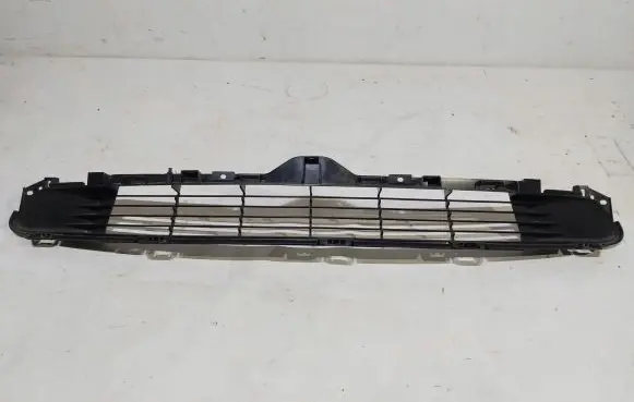Tesla Model 3 Front bumper lower grill