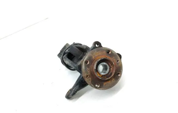 Peugeot 208 Front wheel hub