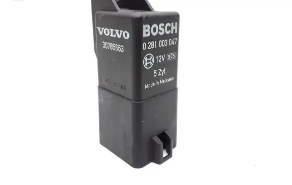Volvo XC70 Glow plug pre-heat relay 30785663 0281003047