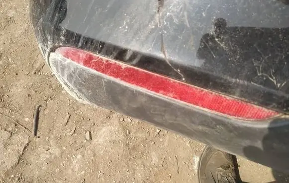 Rear tail light reflector