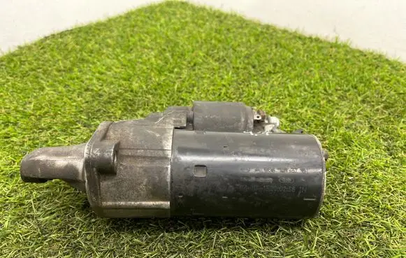 Mercedes-Benz S W221 Starter motor A0061513701