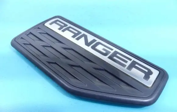 Ford Ranger Front bumper upper radiator grill 6M3J-02216-AB IMPRK1176486