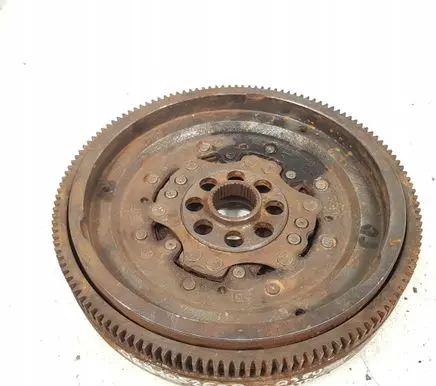 Audi Q3 8U Dual mass flywheel 06J105266B