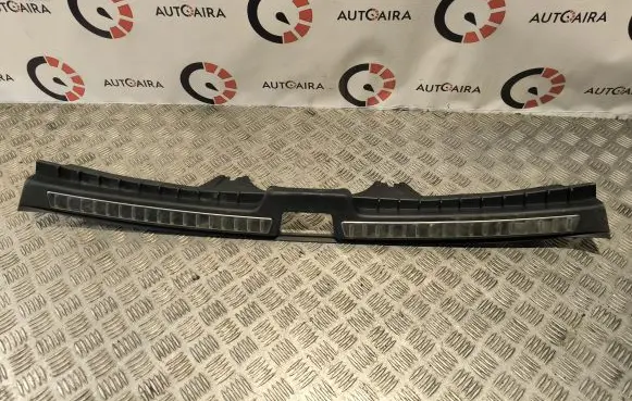 Volvo XC90 Trunk/boot sill cover protection 31377855