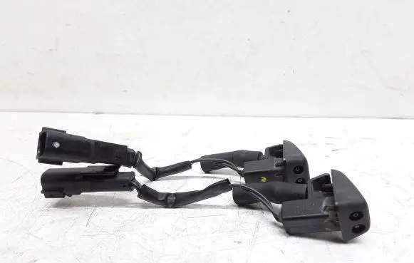 Volvo V60 Windshield washer spray nozzle 