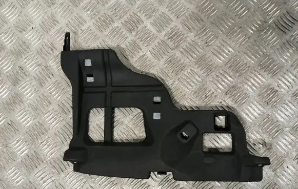Toyota Avensis T270 Dashboard lower bottom trim panel 5560605050