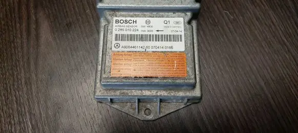Mercedes-Benz Sprinter W906 Airbag control unit/module A9064461142 0285010224