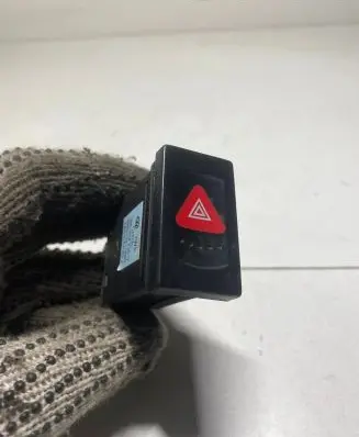 Volkswagen PASSAT B5.5 Hazard light switch 3B0953235D PA66GF30