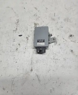 Toyota RAV 4 (XA40) Fuel injection pump control unit/module 8957042030 1049935240