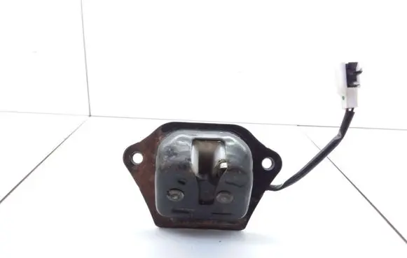 Nissan Almera N16 Tailgate/trunk/boot lock/catch/latch