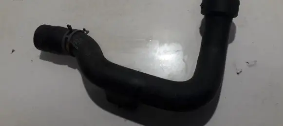 Audi A4 S4 B6 8E 8H Engine coolant pipe/hose 8E0121101C