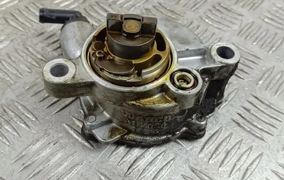 SsangYong Korando Vacuum pump 9140300870