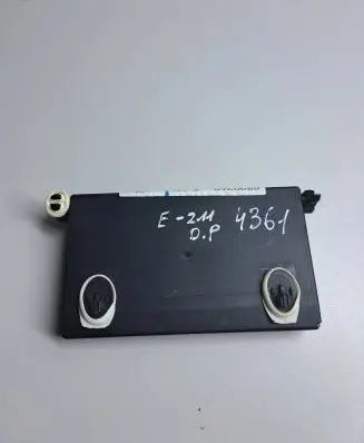 Mercedes-Benz E W211 Door control unit/module 2118707026 00401702