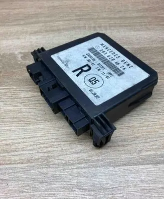 Mercedes-Benz C W203 Door control unit/module 2038206626