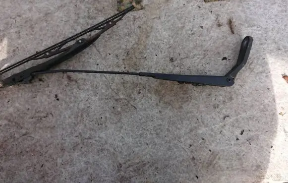 Jaguar XJ X300 Windshield/front glass wiper blade 