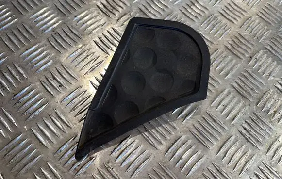 Audi Q3 8U Other under body part 8U0825962