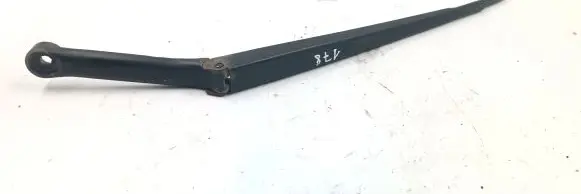 Audi A6 S6 C5 4B Front wiper blade arm 4B1955407A