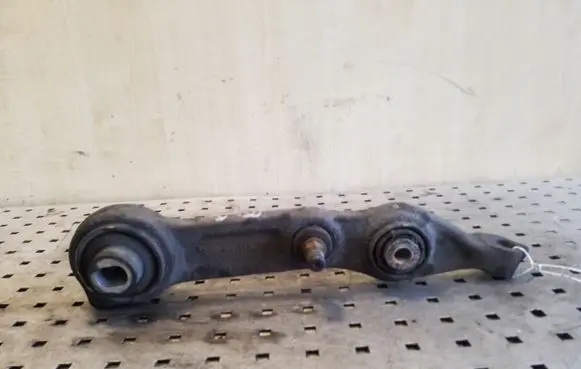 Mercedes-Benz CLS C219 Front lower control arm/wishbone