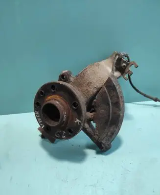 Volkswagen Sharan Front wheel hub
