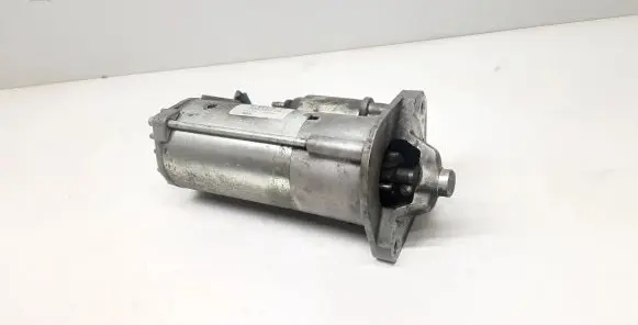 Volvo V60 Starter motor 30659314
