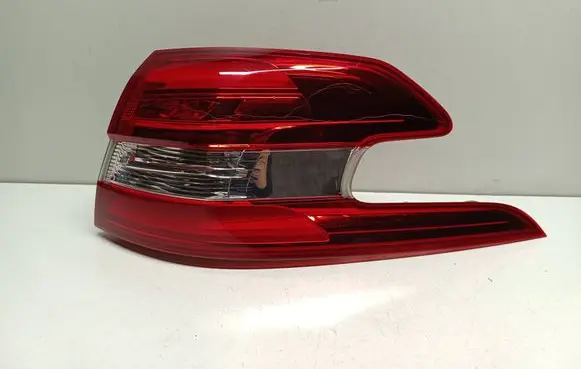 Peugeot 308 Rear/tail lights 9678093880