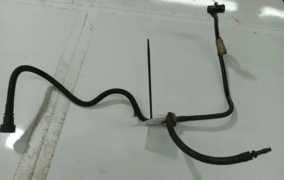Ford C-MAX I Vacuum line/pipe/hose 