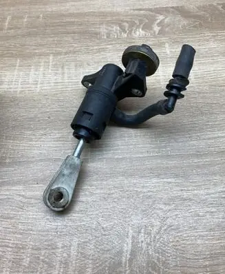 Audi A4 S4 B6 8E 8H Clutch master cylinder 6284009 93814141